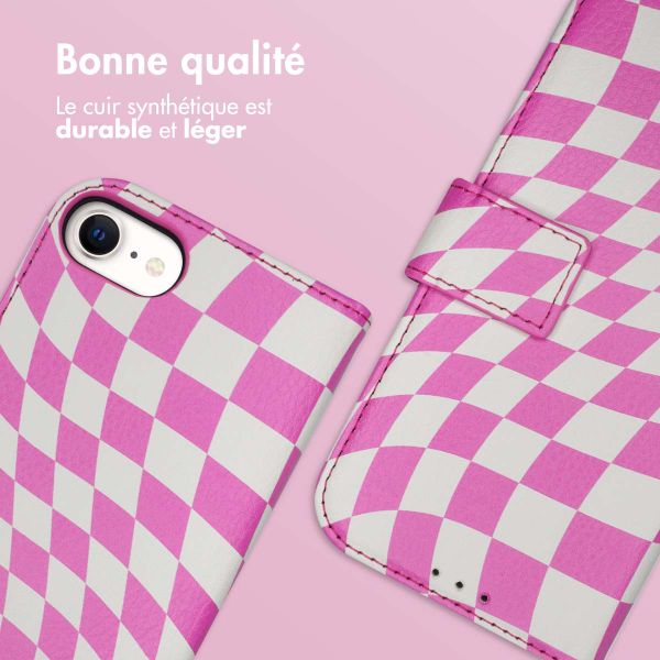 imoshion Étui de télephone portefeuille Design Apple iPhone SE (2022 / 2020) / 8 / 7 / 6(s) - Retro Pink