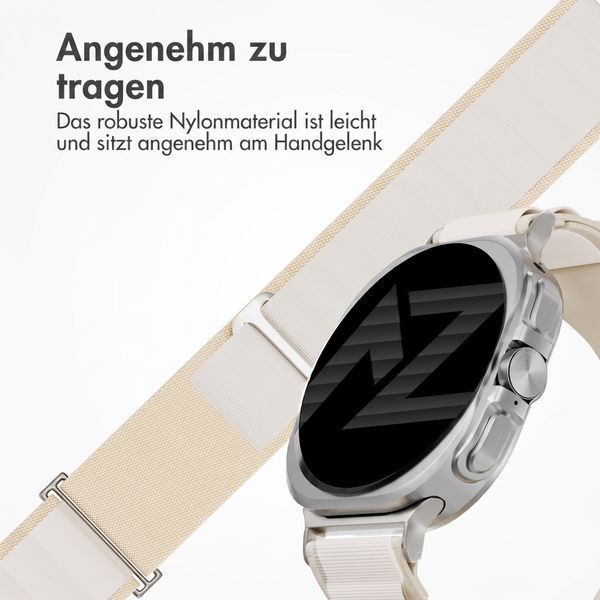 Accezz Bracelet en nylon Alpine Samsung Galaxy Watch Ultra 2 (2026) / Ultra (2024/2025) - Lumière stellaire