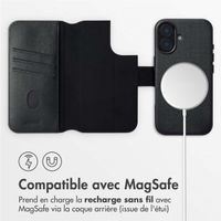 Accezz Étui de télephone portefeuille en cuir 2-en-1 avec MagSafe Apple iPhone 16 - Onyx Black