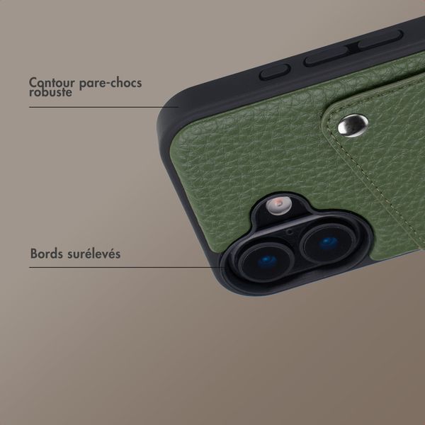 Selencia Coque Riva avec porte-cartes Apple iPhone 16 - Sage Green