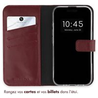 Selencia Étui portefeuille en cuir véritable Apple iPhone 16 - Burgundy