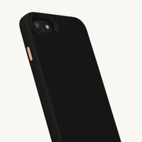 Selencia Coque arrière Rivièra avec MagSafe avec crochets amovibles Apple iPhone SE (2022 / 2020) / 8 / 7 / 6(s) - Velvet Black