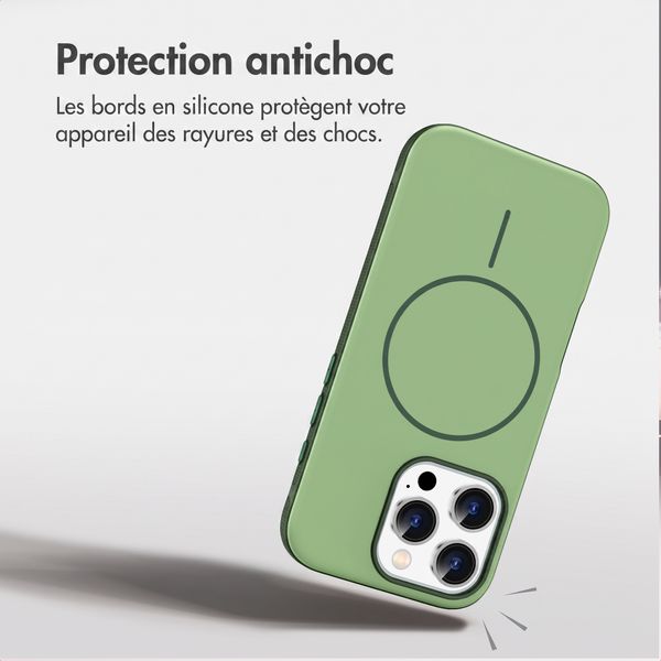 imoshion Coque arrière Color avec Thin MagSafe Ring Apple iPhone 16 Pro - Vert foncé