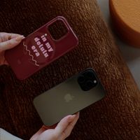 Selencia Coque arrière Vivid avec MagSafe Apple iPhone 15 - Delulu