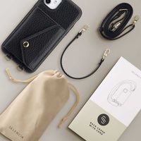 Selencia Coque de télephone Sera avec cordon et porte-cartes enveloppe Apple iPhone 11 - Noir
