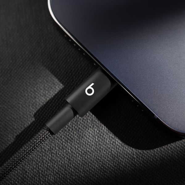 Beats Câble USB-C vers Lightning tressé - 1,5 mètre - Bolt Black