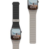 UAG Bracelet Pathfinder réversible en silicone Apple Watch | 44/45/46/49 mm - Black Titanium