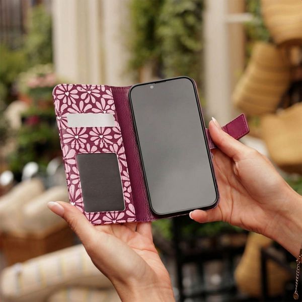 imoshion Étui de télephone portefeuille Design Apple iPhone 17 - Bloom Love Blush