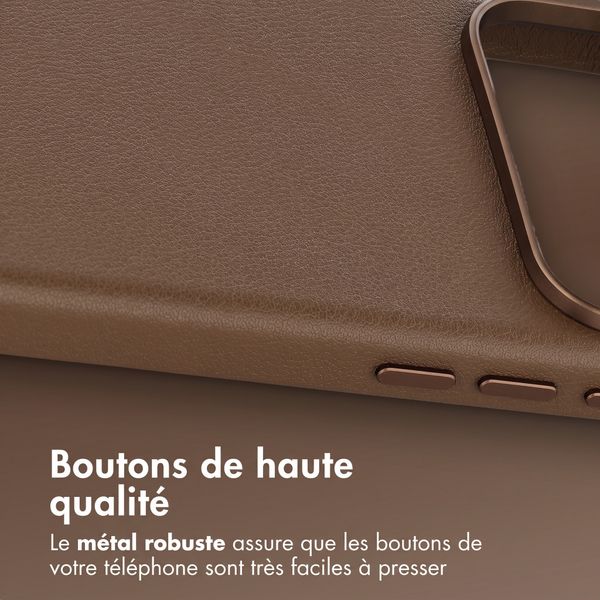 Accezz Coque arrière en cuir avec MagSafe Apple iPhone 18 Pro / 17 Pro - Marron café