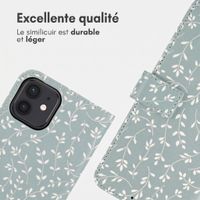 imoshion Étui de télephone portefeuille Design Apple iPhone 12 (Pro) - Smoke Green Flowers
