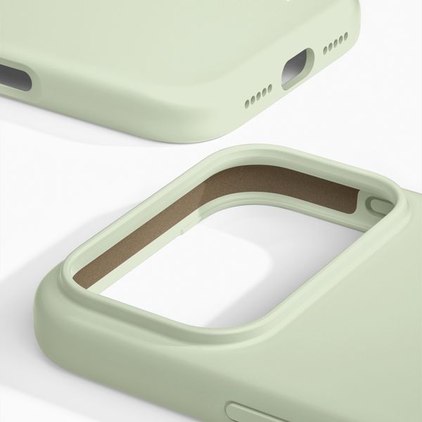 iDeal of Sweden Coque en silicone avec MagSafe Apple iPhone 18 Pro / 17 Pro - Sage Green