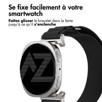 Accezz Bracelet en nylon Alpine Samsung Galaxy Watch 9 (40/44mm) / Watch 8 (40/44mm) / Classic (46mm) - Noir