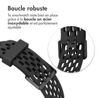 imoshion Bracelet sport en silicone avec boucle Fitbit Charge 5 / 6 - Noir