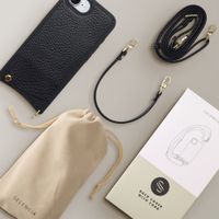 Selencia Coque de télephone Nova avec cordon et porte-cartes Apple iPhone 17e / 16e - Noir