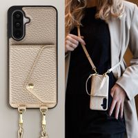 Selencia Coque de télephone Sera avec cordon et porte-cartes enveloppe Samsung Galaxy A18 / A17 / A26 - Champagne