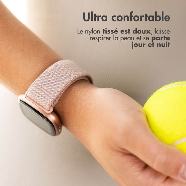 imoshion Bracelet en nylon Fitbit Versa 4/ 3 / Sense (2) - Rose