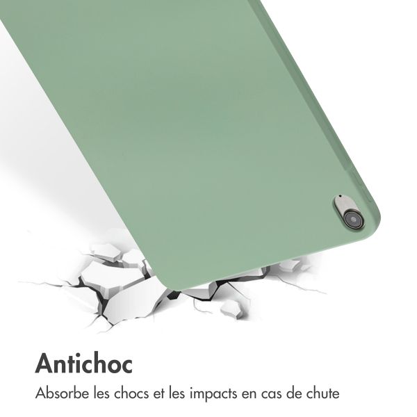 Accezz Coque Liquid Silicone avec porte-stylet Apple iPad Air 11 pouces (2026) M4 / (2025) M3 / (2024) M2 / Air 5 (2022) / Air 4 (2020) - Vert clair