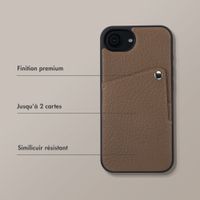 Selencia Coque Riva avec porte-cartes Apple iPhone 17e / 16e - Mocha Brown