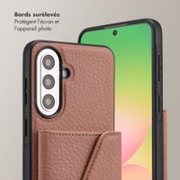 Selencia Coque de télephone Sera avec cordon et porte-cartes enveloppe Samsung Galaxy A57 (5G) - Old Pink