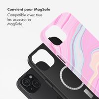 Selencia Coque arrière Vivid avec MagSafe Apple iPhone 15 - Pastel Lipstick Marble
