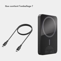 Selencia Powerbank Vivid 5 000 mAh - MagSafe et Qi - Black / Bonbon Stripe Raspberry