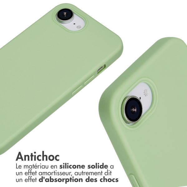 imoshion Coque en silicone avec cordon Apple iPhone 17e / 16e - Vert