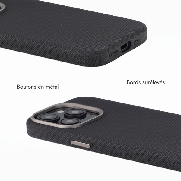 Accezz Coque arrière Mesh avec MagSafe Apple iPhone 15 Pro - Noir