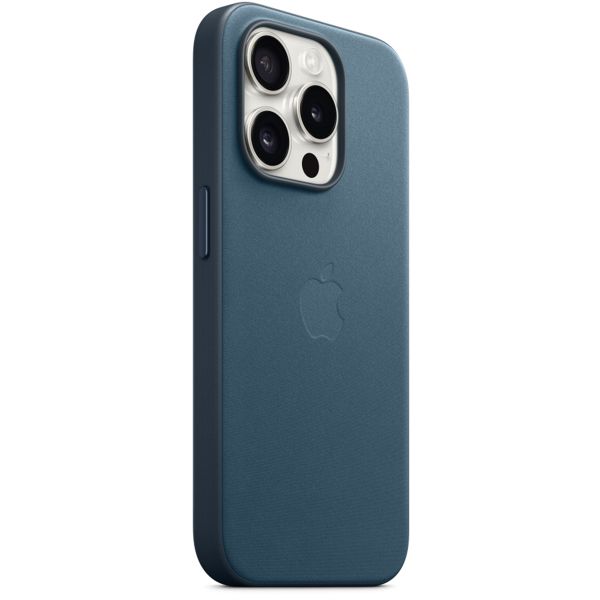 Apple Coque FineWoven MagSafe Apple iPhone 15 Pro - Pacific Blue