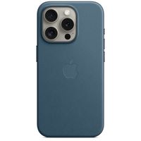 Apple Coque FineWoven MagSafe Apple iPhone 15 Pro - Pacific Blue