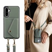Selencia Coque de télephone Sera avec cordon et porte-cartes enveloppe Samsung Galaxy A36 / A56 - Sage Green