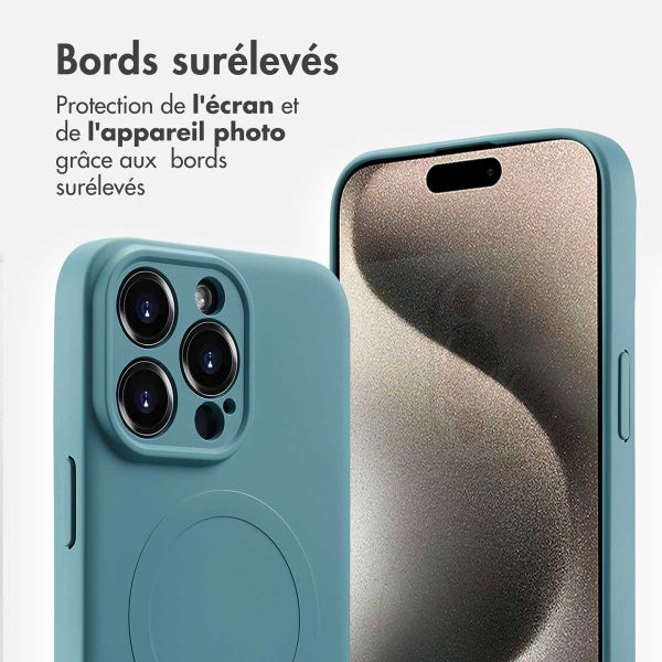imoshion Coque Couleur avec MagSafe Apple iPhone 15 Pro Max - Smoke Green