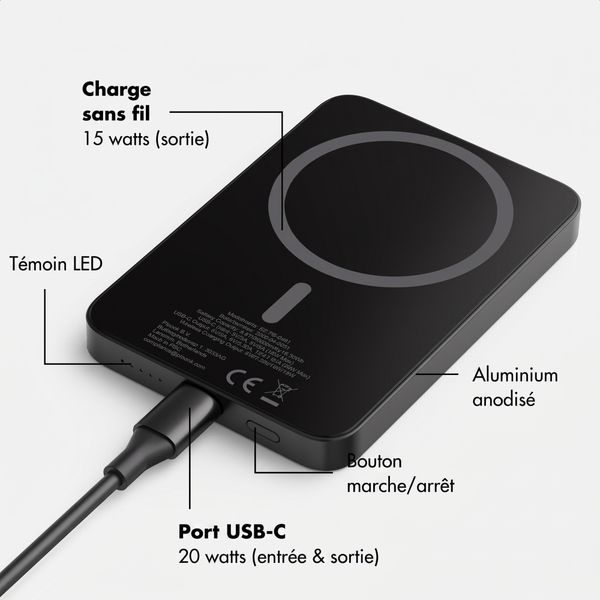 Selencia Powerbank Vivid 5 000 mAh - MagSafe et Qi - Black / Bonbon Stripe Raspberry