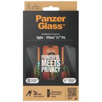 PanzerGlass Protection d'écran Privacy Ultra-Wide Fit Anti-bactérienne avec applicateur Apple iPhone 15 Pro Max