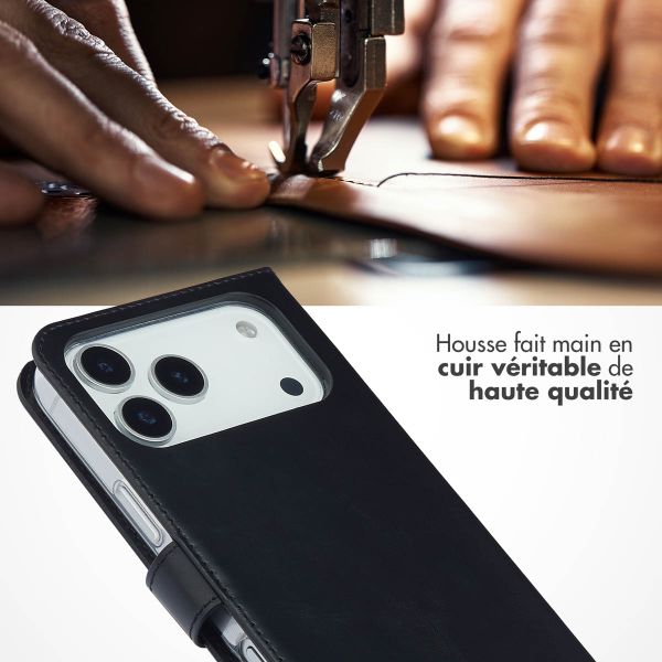 Selencia Étui portefeuille en cuir véritable Apple iPhone 17 Pro Max - Noir
