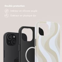 Selencia Coque arrière Vivid avec MagSafe Apple iPhone 15 - Desert Waves Beige