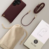 Selencia Coque de télephone Nova avec cordon et porte-cartes Samsung Galaxy S26 Ultra - Bold Burgundy