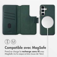 Accezz Étui de télephone portefeuille en cuir 2-en-1 avec MagSafe Samsung Galaxy S25 - Cedar Green