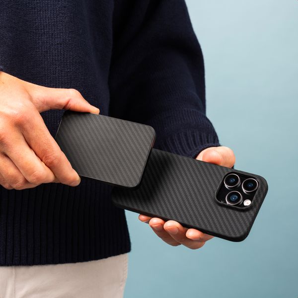 Accezz Powerbank Kevlar 5 000 mAh - MagSafe et Qi - Noir