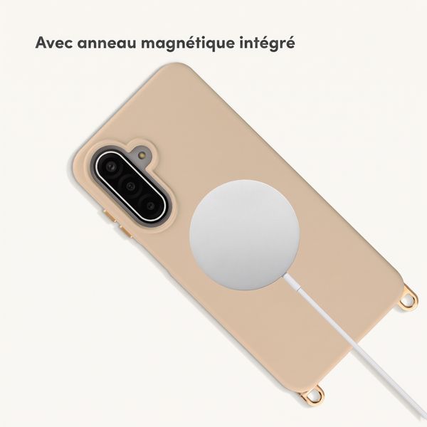 Selencia Coque arrière Rivièra avec MagSafe avec crochets amovibles Samsung Galaxy A17 (5G) / (4G) - Milky Latte