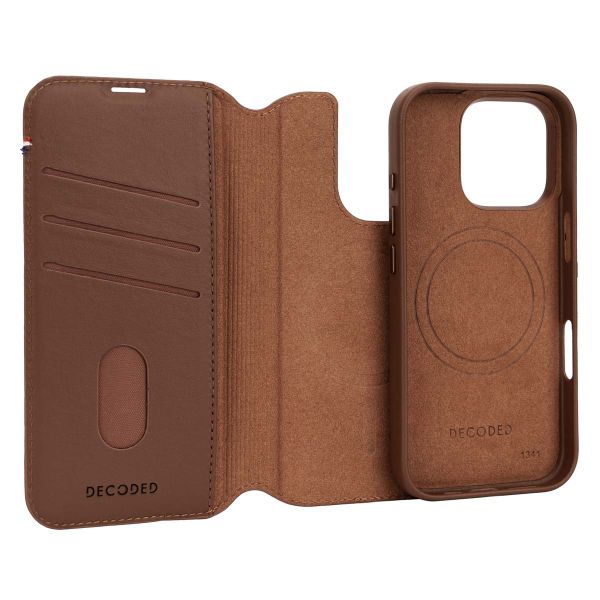 Decoded Portefeuille détachable 2 en 1 en cuir MagSafe Apple iPhone 16 Pro - Tan