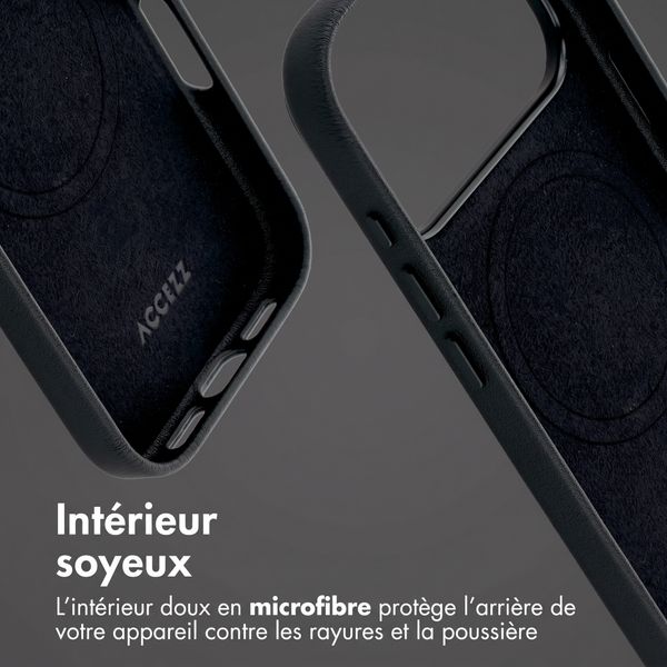 Accezz Coque arrière en cuir avec MagSafe Apple iPhone 18 Pro Max / 17 Pro Max - Onyx Black