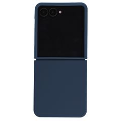 Accezz Coque Liquid Silicone avec MagSafe Samsung Galaxy Z Flip 8 - Bleu foncé
