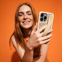 Callbuddy Coque avec strap Apple iPhone 16 Pro Max - Sand Glow