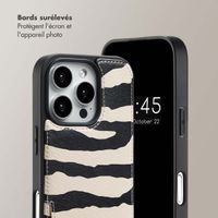 Selencia Coque de télephone Nova avec cordon et porte-cartes Apple iPhone 16 Pro - Zazzy Zebra