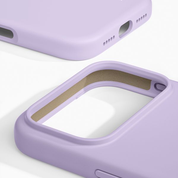 iDeal of Sweden Coque en silicone avec MagSafe Apple iPhone 18 Pro / 17 Pro - Lavender Milk
