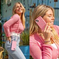 imoshion Coque design en silicone avec cordon Apple iPhone 15 - Retro Pink