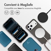 imoshion Coque arrière Color avec cordon amovible et MagSafe Apple iPhone 17 Pro - Black Coffee