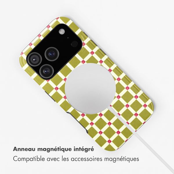 Selencia Coque arrière Vivid avec MagSafe Apple iPhone 18 Pro / 17 Pro - Check This Olive