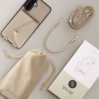 Selencia Coque de télephone Sera avec cordon et porte-cartes enveloppe Samsung Galaxy A18 / A17 / A26 - Champagne
