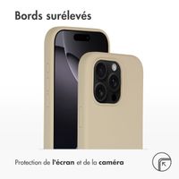 Accezz Coque Liquid Silicone avec MagSafe Apple iPhone 16 Pro - Stone